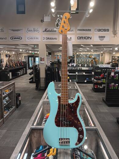 Store Special Product - Fender - American Vintage II 1960 Precision Bass, Rosewood Fingerboard - Daphne Blue