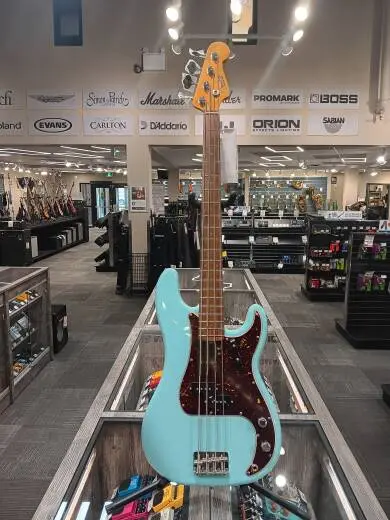 Fender - American Vintage II 1960 Precision Bass, Rosewood Fingerboard - Daphne Blue