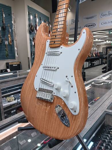 Store Special Product - Fender - Limited Edition Mark Speer Stratocaster, Maple Fingerboard - Natural