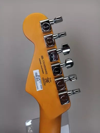 Fender - American Professional II Stratocaster - Olympic White 2
