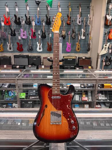 Store Special Product - Fender Custom Shop - Limited Edition \