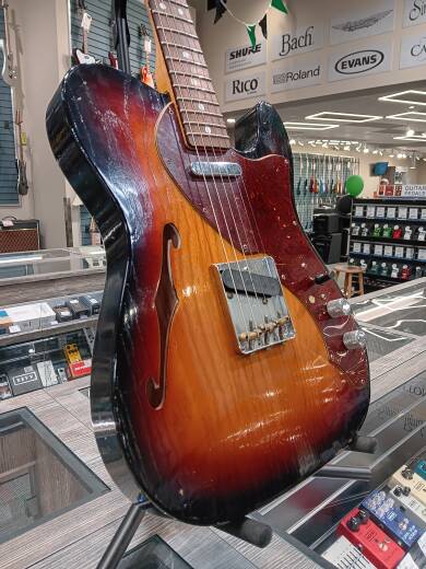 Store Special Product - Fender Custom Shop - Limited Edition \