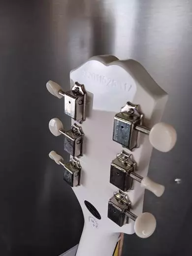 Epiphone - Crestwood Custom with Tremotone Tailpiece - Polaris White 2