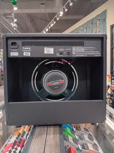 Laney LX65R Combo Amp 2