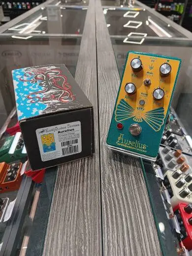 EarthQuaker Devices - Aurelius Tri-Voice Chorus