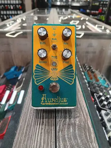 EarthQuaker Devices - Aurelius Tri-Voice Chorus 2