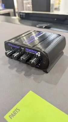 ART Pro Audio - HEADAMP4