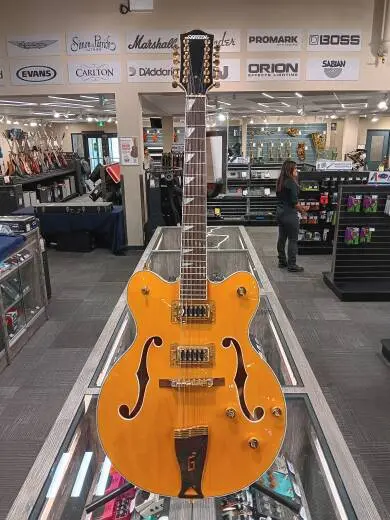 Gretsch Guitars - G5476G-12 Electromatic Classic Hollow Body Double-Cut 12-String with Gold Hardware FSR, Laurel Fingerboard - Amber Stain