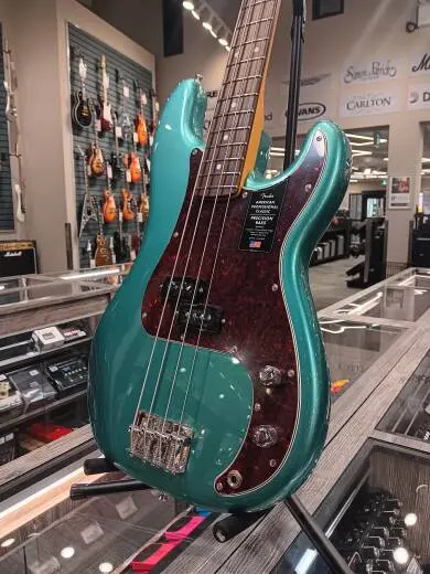 Fender - American Professional Classic Precision Bass, Rosewood Fingerboard - Faded Sherwood Green Metallic 2