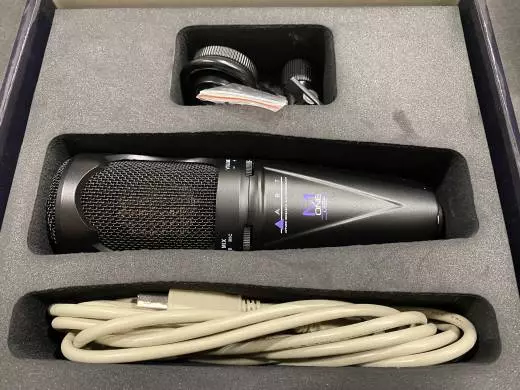 ART Pro Audio - M-ONEU