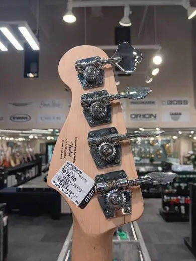 Squier - Affinity Series Precision Bass PJ, Maple Fingerboard - Black 2