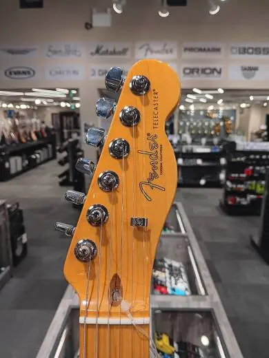 Fender - American Professional II Telecaster, Maple Fingerboard - Butterscotch Blonde 2