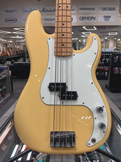 Fender - Player Precision Bass Maple - Buttercream 2