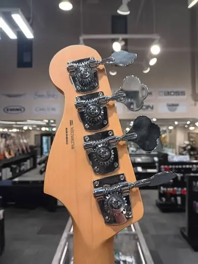 Fender - Player Precision Bass Maple - Buttercream 2