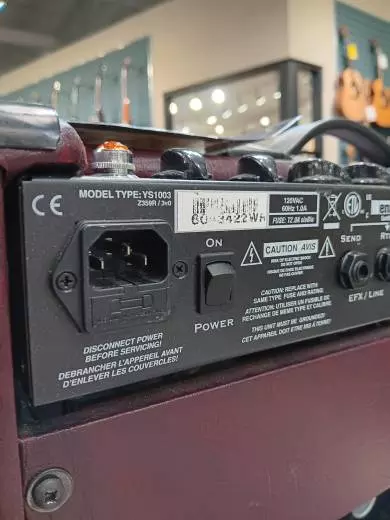 Traynor - YCV40 Wine Red 2