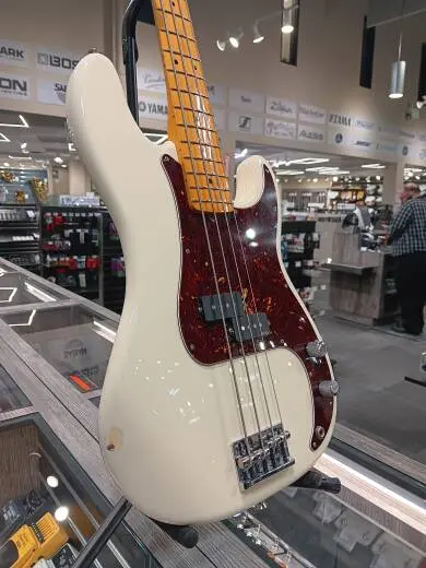 Fender - American Pro II P Bass - Olympic White 2