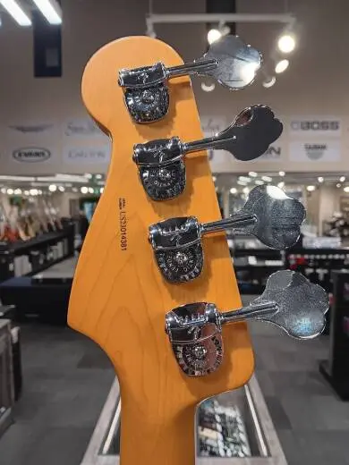 Fender - American Pro II P Bass - Olympic White 2