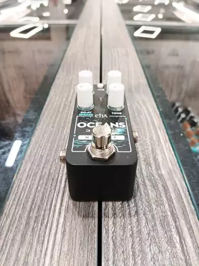 Electro-Harmonix - PICO OCEANS 3 Reverb 2