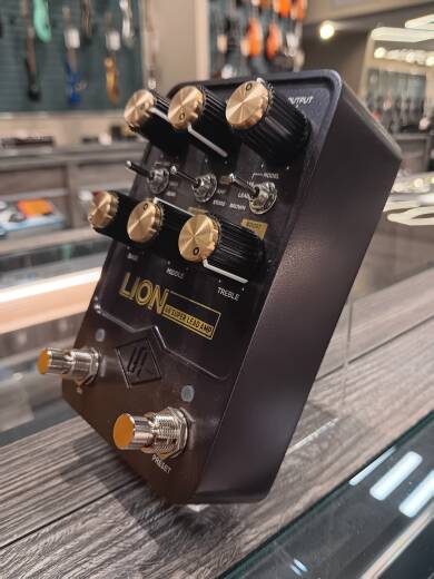Universal Audio UAFX Lion '68 Super Lead Amp Pedal