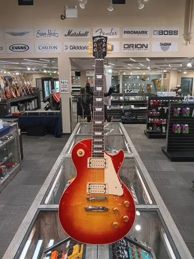 Gibson - Les Paul Standard 50s Double Trouble Electric Guitar with Hardshell Case - Vintage Cherry Sunburst