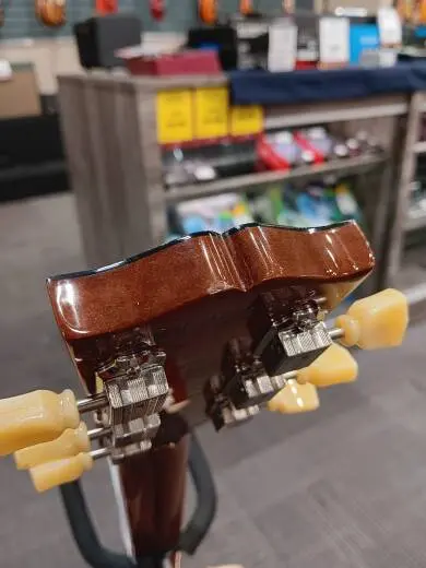 Gibson - Les Paul Standard 50s Double Trouble Electric Guitar with Hardshell Case - Vintage Cherry Sunburst 2