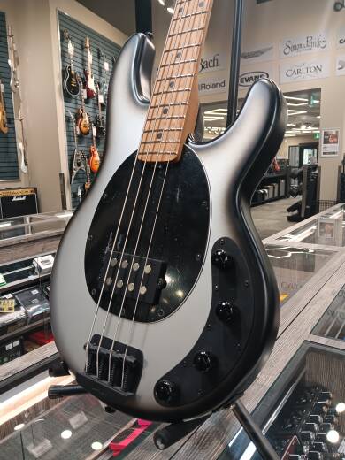Store Special Product - Ernie Ball Music Man - StingRay4 Special 4 H Electric Bass with Case - Black Rock