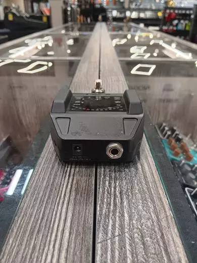 Shure - GLXD16-Z2 Guitar Wireless System 2