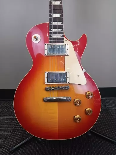 Gibson Custom Shop - 1958 Les Paul Standard VOS Reissue - Washed Cherry 2