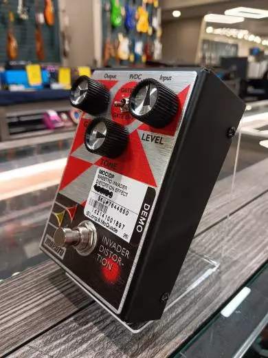 Maestro Effects - Invader Distortion 2