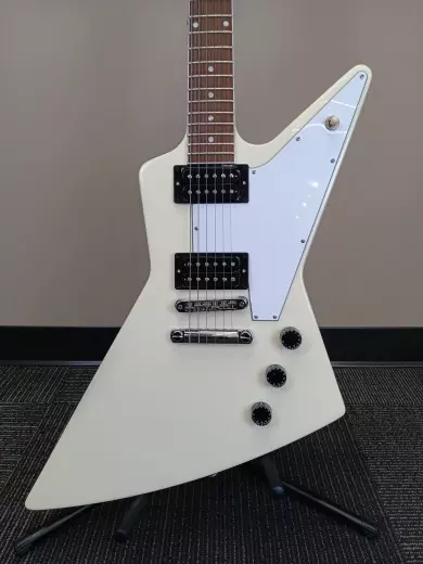 Gibson - 70's Explorer - Classic White 2