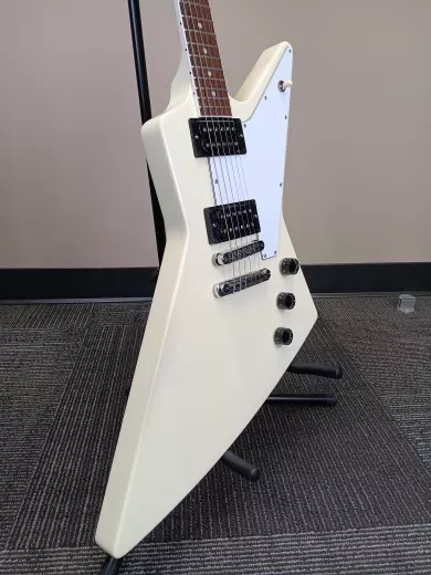 Gibson - 70's Explorer - Classic White 2