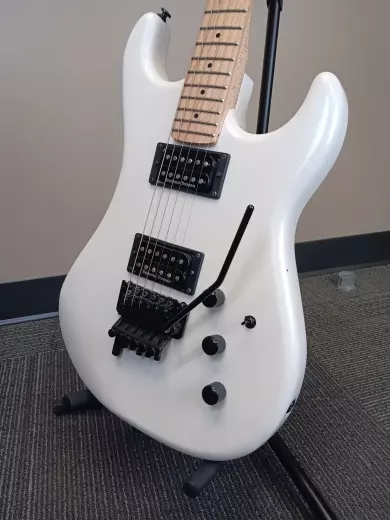 Kramer - Pacer Vintage Original Pearl White 2