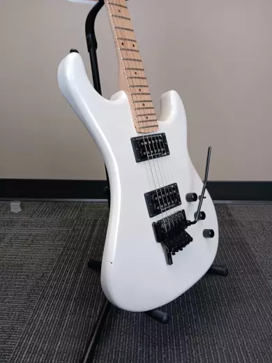 Kramer - Pacer Vintage Original Pearl White 2