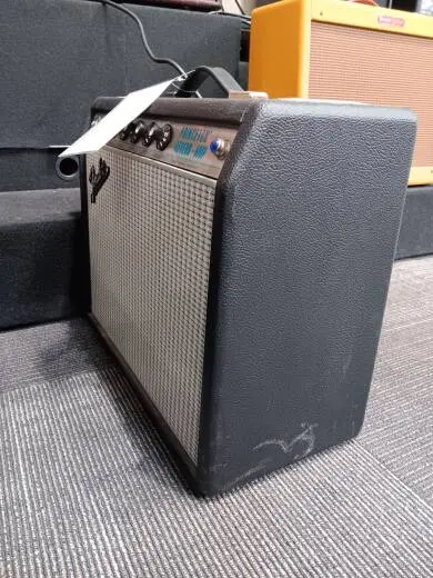 Fender - '68 Custom Princeton Reverb Guitar Amp 2