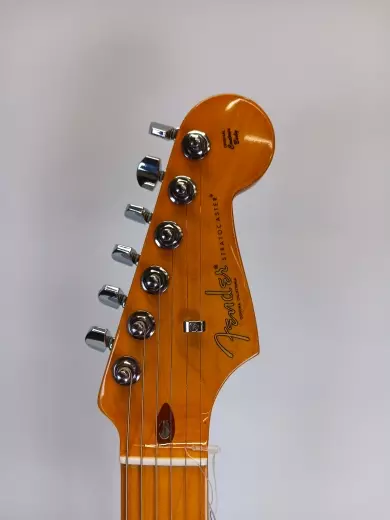 Fender - American Professional II Stratocaster, Maple Fingerboard - Black 6