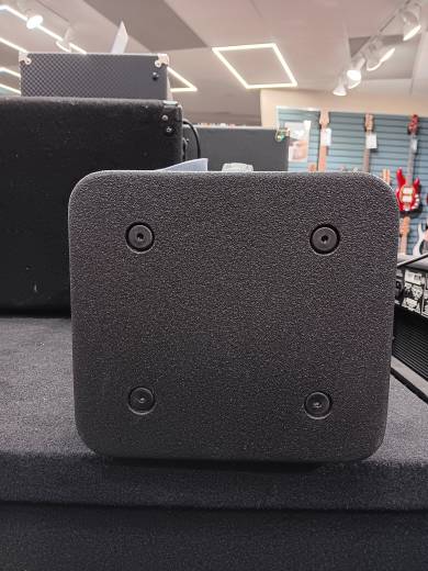 Store Special Product - Traynor - YBA100 - Bass Amp