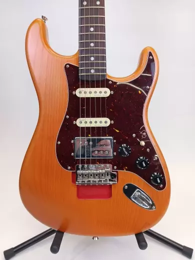 Fender - Michael Landau Coma Stratocaster, Rosewood Fingerboard - Coma Red 2