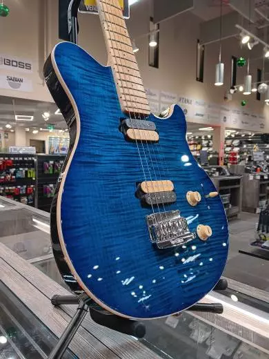 Ernie Ball Music Man - Axis Super Sport HH Trem w/Rosewood Fingerboard - Balboa Blue Burst 2