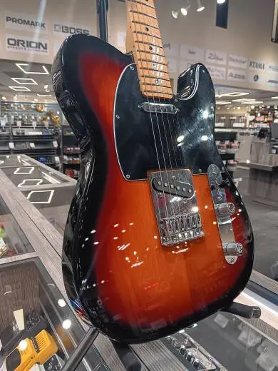 Fender - Player Telecaster Maple - 3 Tone Sunburst 2