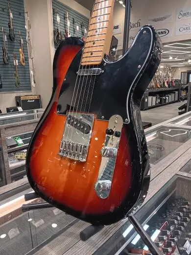 Fender - Player Telecaster Maple - 3 Tone Sunburst 2