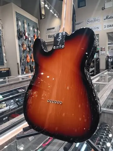 Fender - Player Telecaster Maple - 3 Tone Sunburst 2