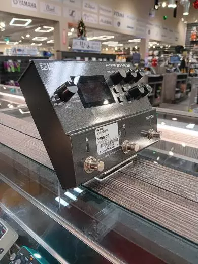 BOSS - RV-500 Reverb 2