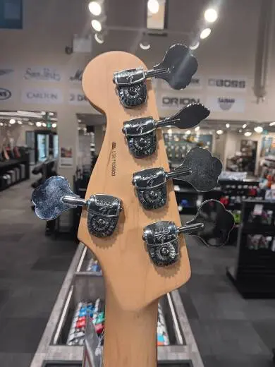 Fender - American Professional Precision Bass V Rosewood Fingerboard - Olympic White 2