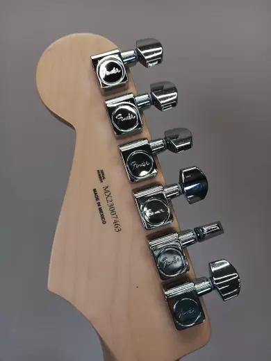 Fender - Player Stratocaster - Black 2
