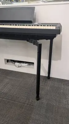 Yamaha - P105 B 2