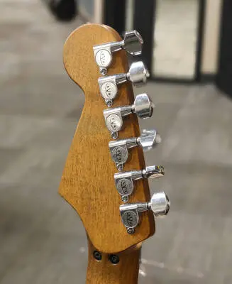 EVH Limited Edition Frankenstein Relic Series, Maple Fingerboard - Blueburst 2