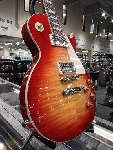 Gibson - Les Paul Standard 50s Electric Guitar with Hardshell Case - Heritage Cherry Sunburst 2