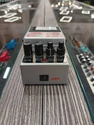 BOSS - Bass Synthesizer 2