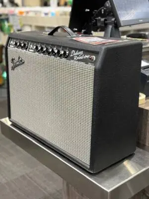 Fender - 021-7400-000 2