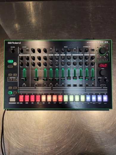 Roland - TR-8